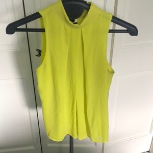 ‼️ DONATING SOON ‼️ Lime green tank top size small